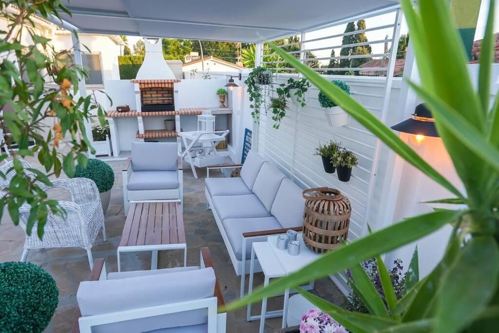 Villa Casacara Marbella Beachside Costabella -Spain מראה חיצוני תמונה