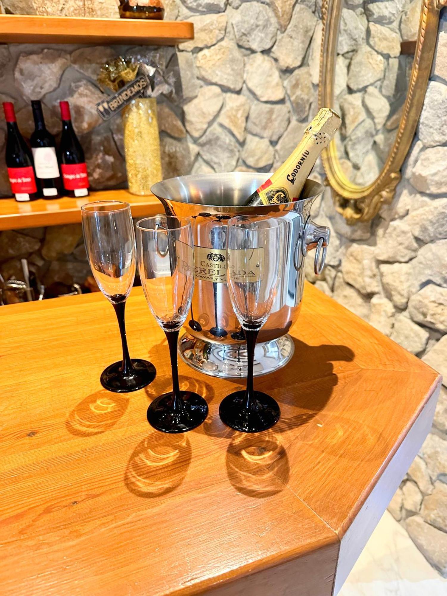 Villa Casacara Marbella Beachside Costabella -Spain מראה חיצוני תמונה
