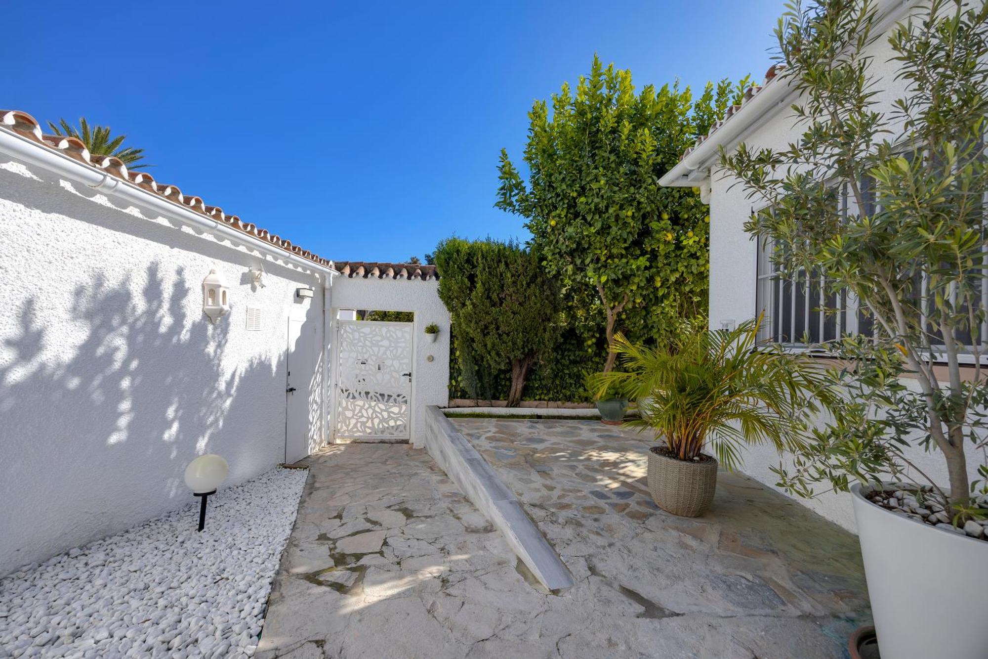 Villa Casacara Marbella Beachside Costabella -Spain מראה חיצוני תמונה