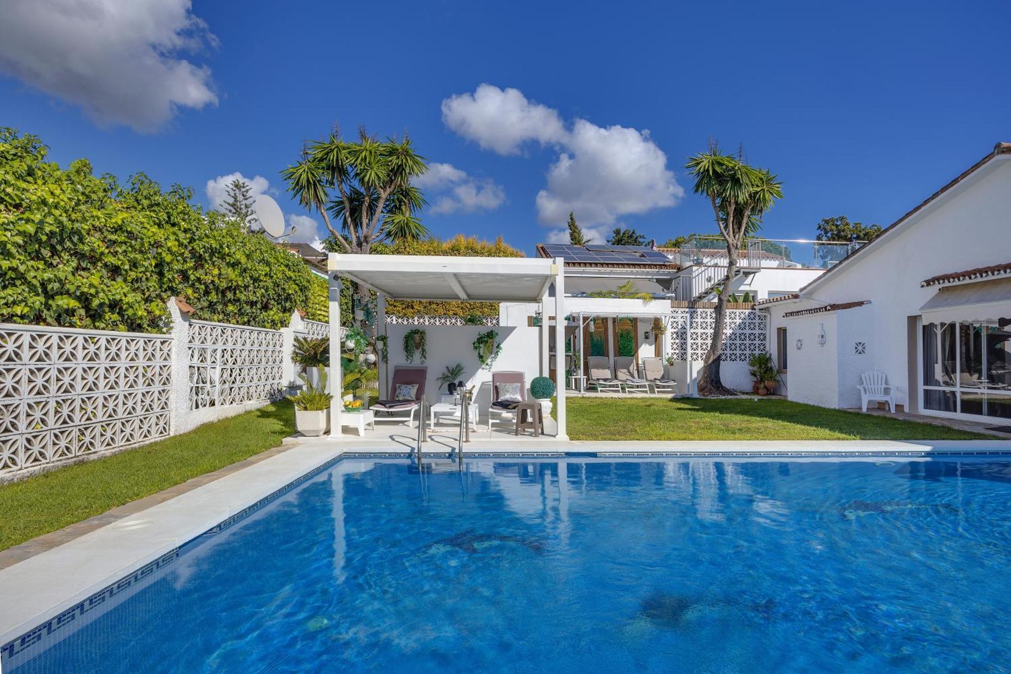 Villa Casacara Marbella Beachside Costabella -Spain מראה חיצוני תמונה