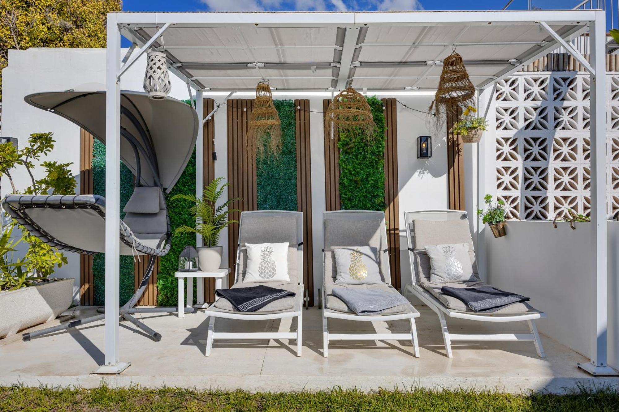 Villa Casacara Marbella Beachside Costabella -Spain מראה חיצוני תמונה