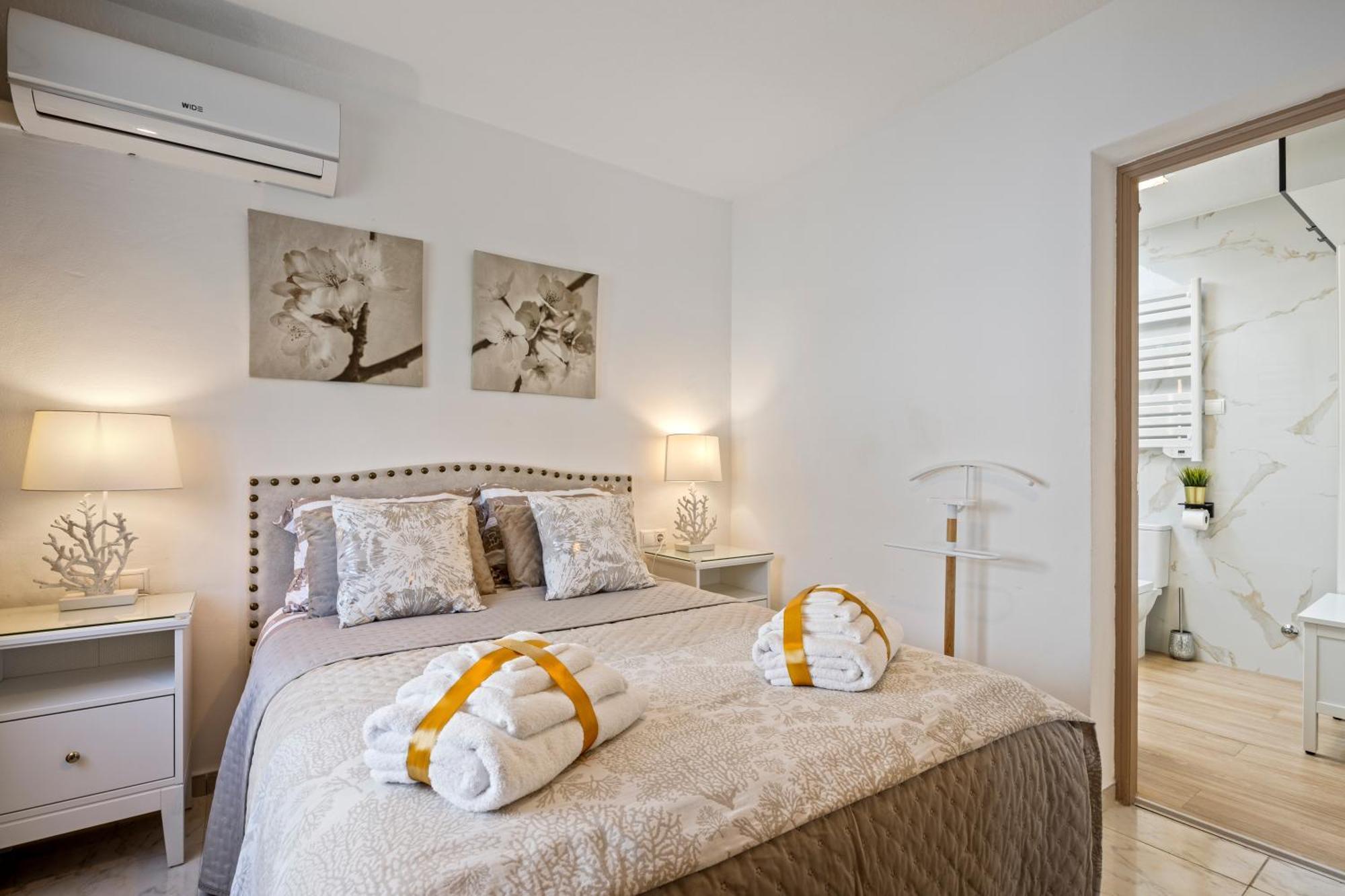 Villa Casacara Marbella Beachside Costabella -Spain מראה חיצוני תמונה
