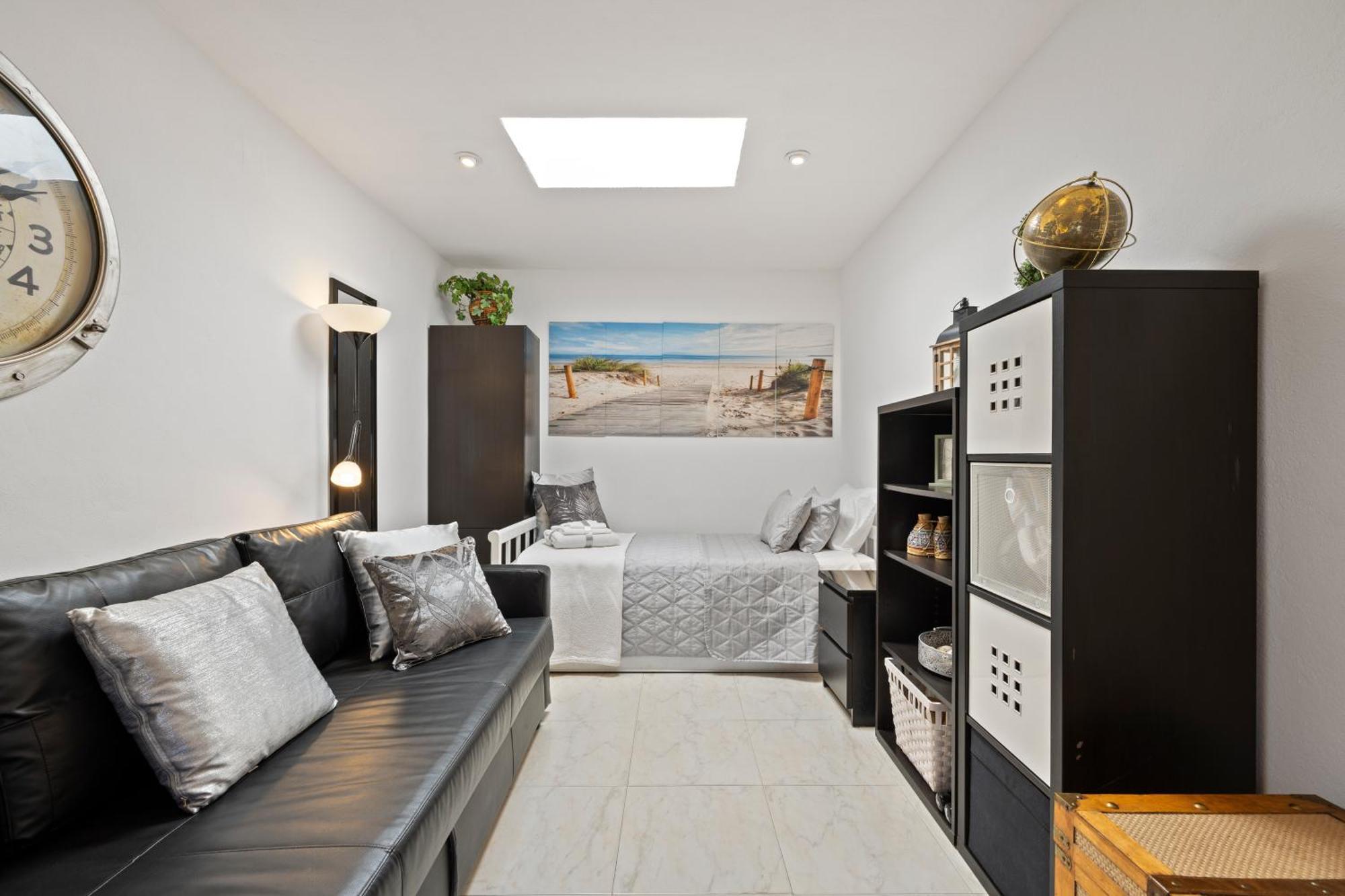 Villa Casacara Marbella Beachside Costabella -Spain מראה חיצוני תמונה